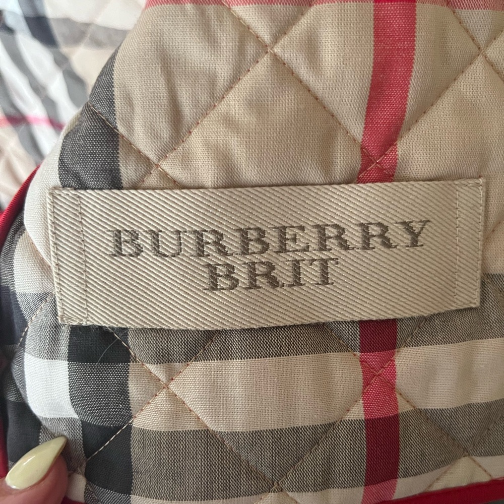 Burberry Red Quilted Jacket with Classic Check Lining. PREOWNED - Picture 9 of 9